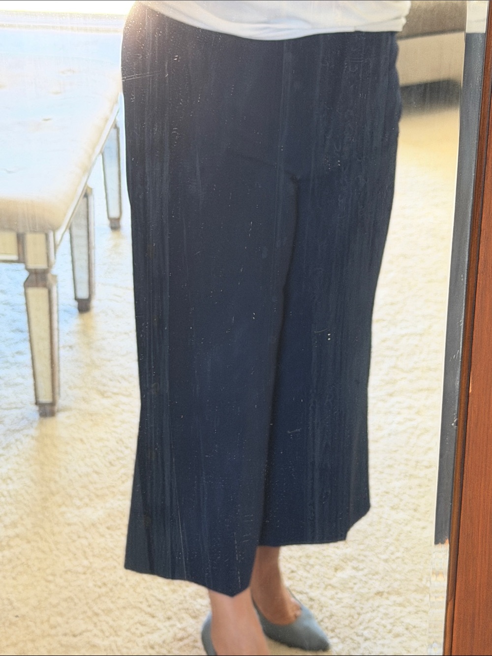 White House Black Market Navy Wide-Leg Cropped Trousers